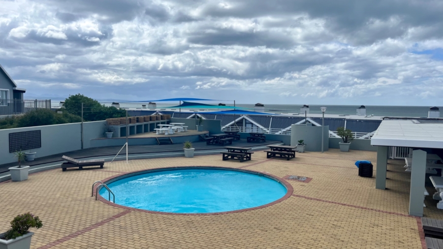 2 Bedroom Property for Sale in Hartenbos Central Western Cape